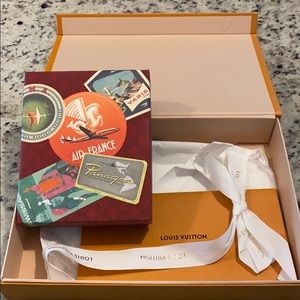 Louis Vuitton 30 POST AIRLINES LABELS in LV Box